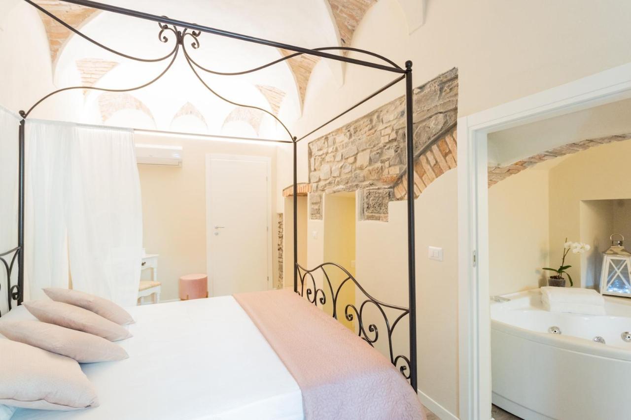 Romantic Escape City Centre With Jacuzzi & Parking By Rent All Como Exterior foto